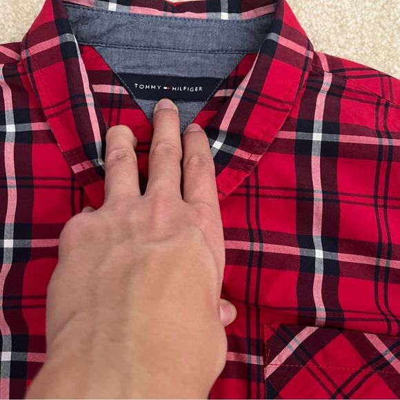 Tommy Hilfiger Button Down - Picture 6 of 12